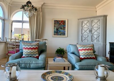 Seaside apartment in Kalk Bay - Holiday Accommodation